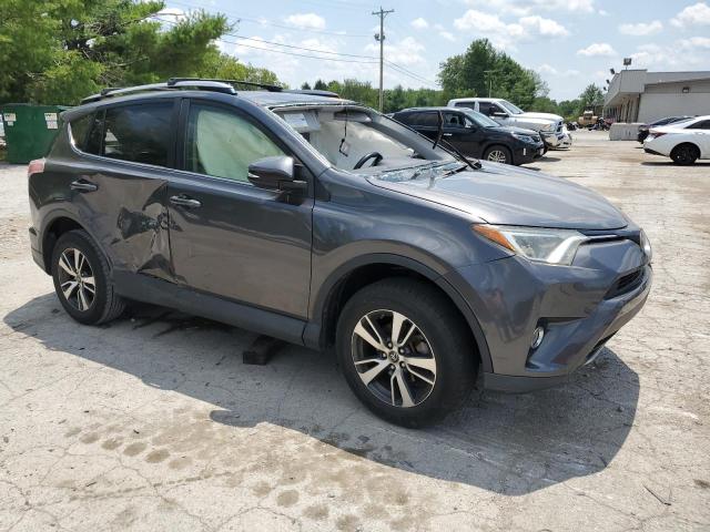 Photo 3 VIN: JTMWFREV1HJ118601 - TOYOTA RAV4 XLE 