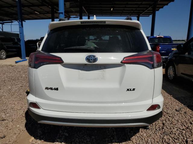 Photo 5 VIN: JTMWFREV1HJ128142 - TOYOTA RAV4 XLE 