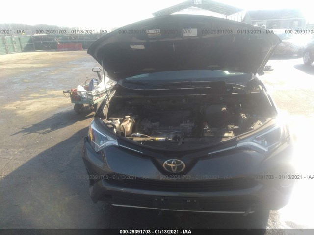 Photo 9 VIN: JTMWFREV1HJ707003 - TOYOTA RAV4 