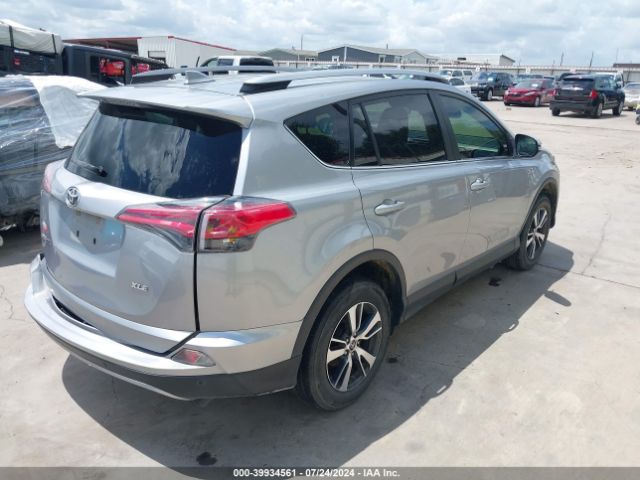 Photo 3 VIN: JTMWFREV1JD116299 - TOYOTA RAV4 