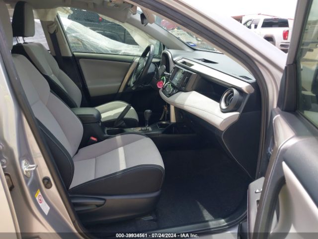 Photo 4 VIN: JTMWFREV1JD116299 - TOYOTA RAV4 