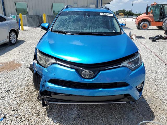 Photo 4 VIN: JTMWFREV1JD131501 - TOYOTA RAV4 