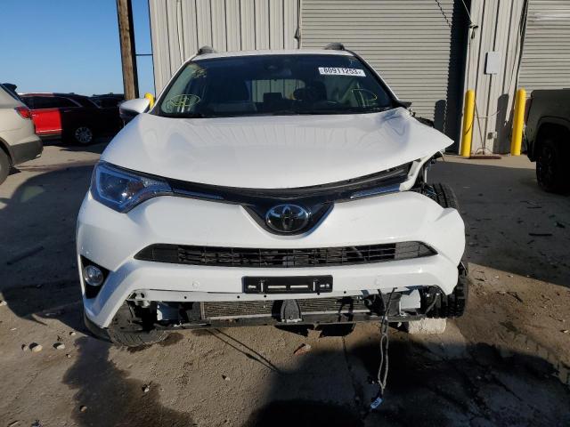 Photo 4 VIN: JTMWFREV1JJ159798 - TOYOTA RAV4 