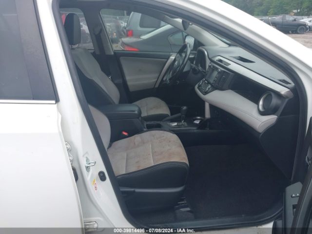 Photo 4 VIN: JTMWFREV1JJ178223 - TOYOTA RAV4 