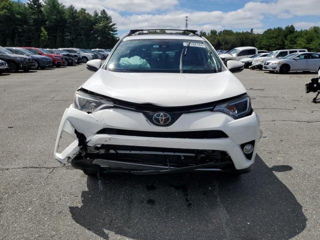 Photo 4 VIN: JTMWFREV1JJ203198 - TOYOTA RAV4 ADVEN 