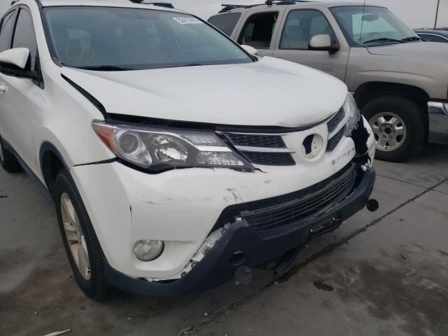 Photo 8 VIN: JTMWFREV2D5009003 - TOYOTA RAV4 XLE 