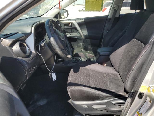 Photo 6 VIN: JTMWFREV2DD002655 - TOYOTA RAV4 XLE 