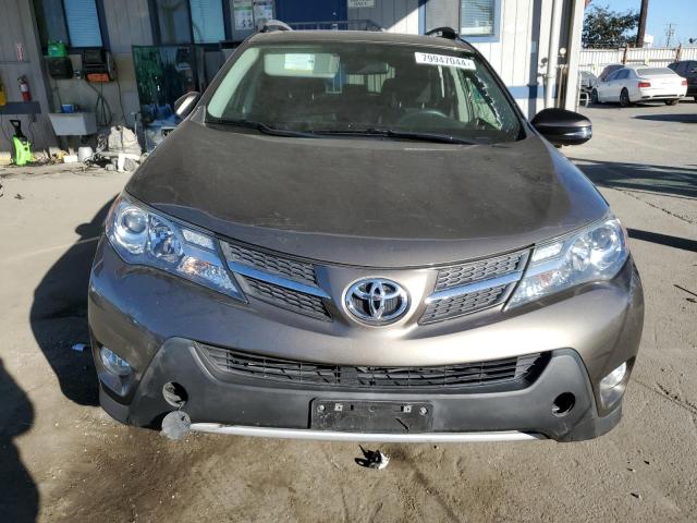 Photo 4 VIN: JTMWFREV2FD062020 - TOYOTA RAV4 XLE 