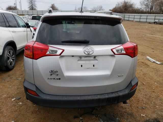 Photo 5 VIN: JTMWFREV2FD063989 - TOYOTA RAV4 XLE 