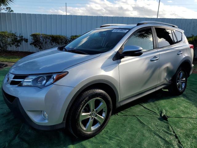 Photo 1 VIN: JTMWFREV2FJ043971 - TOYOTA RAV4 XLE 