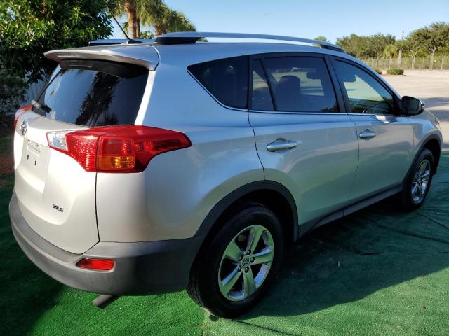 Photo 3 VIN: JTMWFREV2FJ043971 - TOYOTA RAV4 XLE 