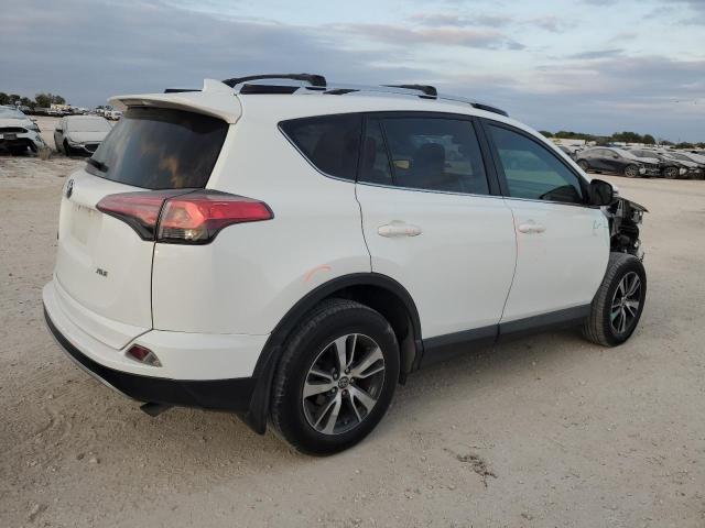 Photo 2 VIN: JTMWFREV2GJ096784 - TOYOTA RAV4 XLE 