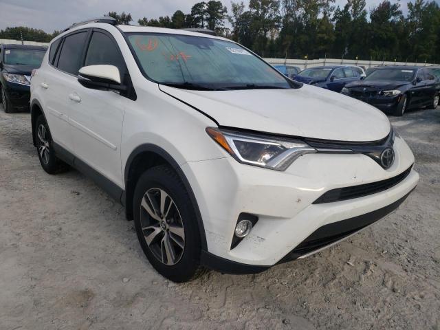 Photo 0 VIN: JTMWFREV2HD101756 - TOYOTA RAV4 XLE 