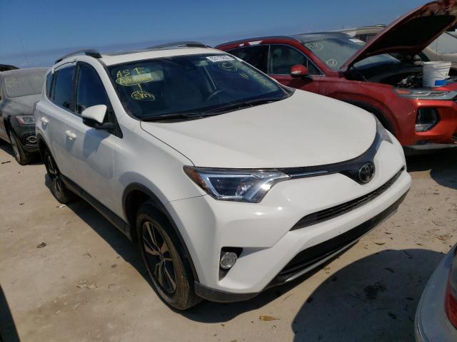 Photo 0 VIN: JTMWFREV2HJ128361 - TOYOTA RAV4 XLE 