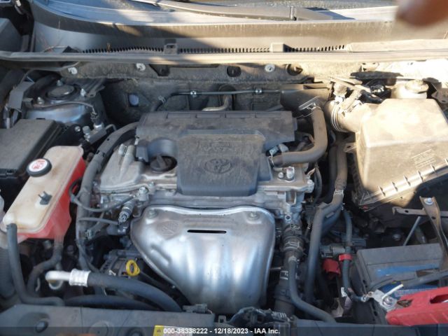 Photo 9 VIN: JTMWFREV2JD123620 - TOYOTA RAV4 