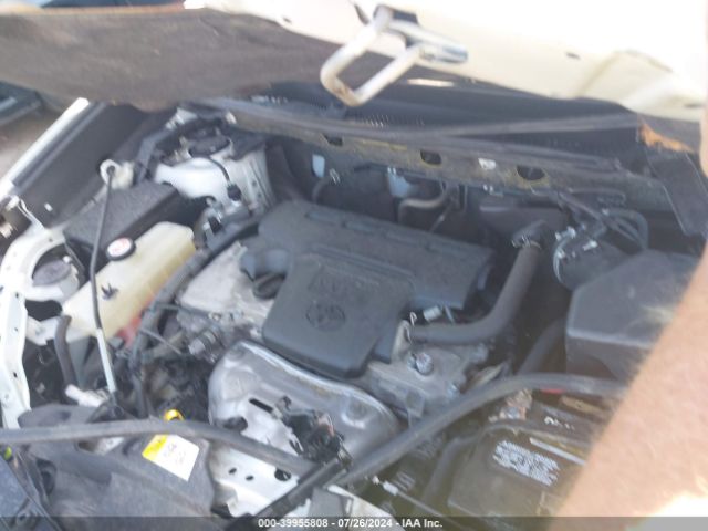 Photo 9 VIN: JTMWFREV2JJ728805 - TOYOTA RAV4 