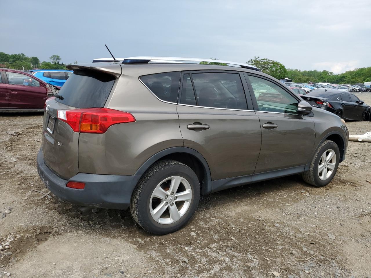 Photo 2 VIN: JTMWFREV3D5000858 - TOYOTA RAV 4 