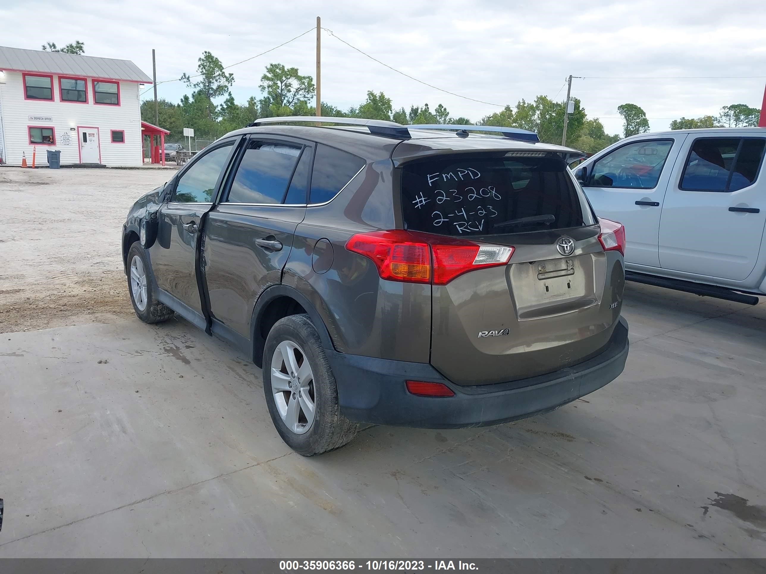 Photo 2 VIN: JTMWFREV3D5005672 - TOYOTA RAV 4 