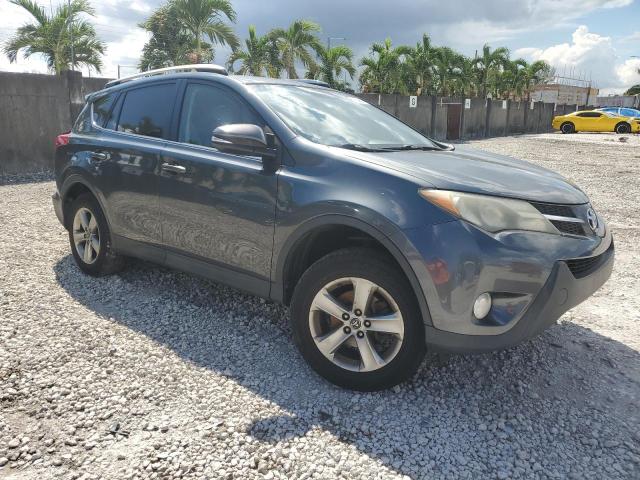 Photo 3 VIN: JTMWFREV3FD069560 - TOYOTA RAV4 XLE 