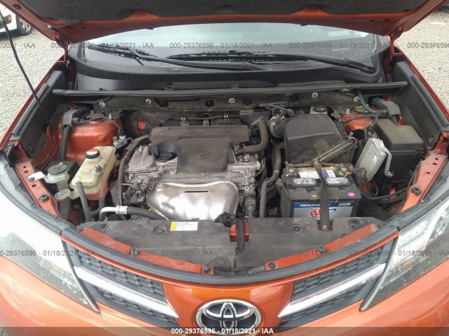 Photo 9 VIN: JTMWFREV3FD075908 - TOYOTA RAV4 