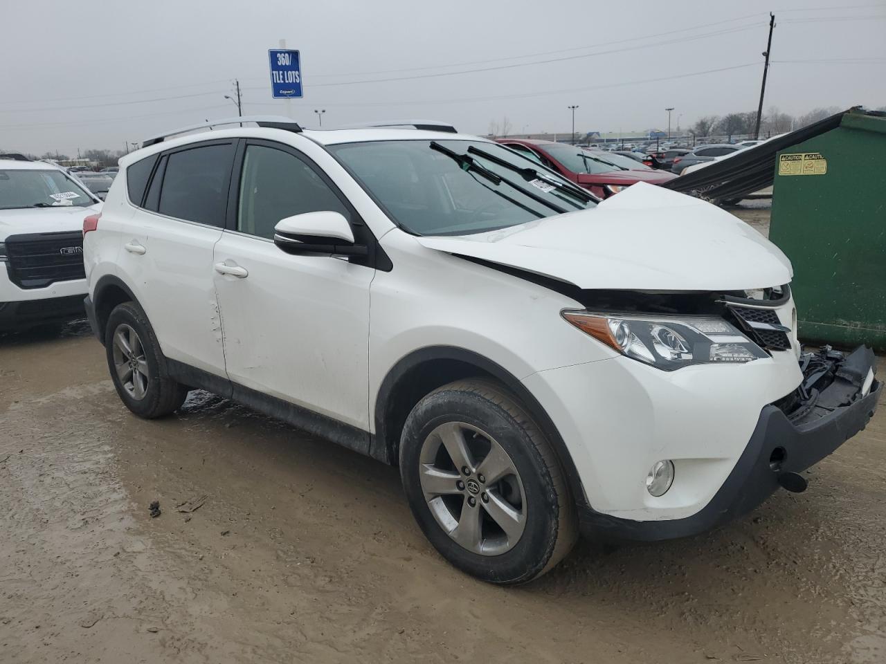 Photo 3 VIN: JTMWFREV3FJ033997 - TOYOTA RAV 4 