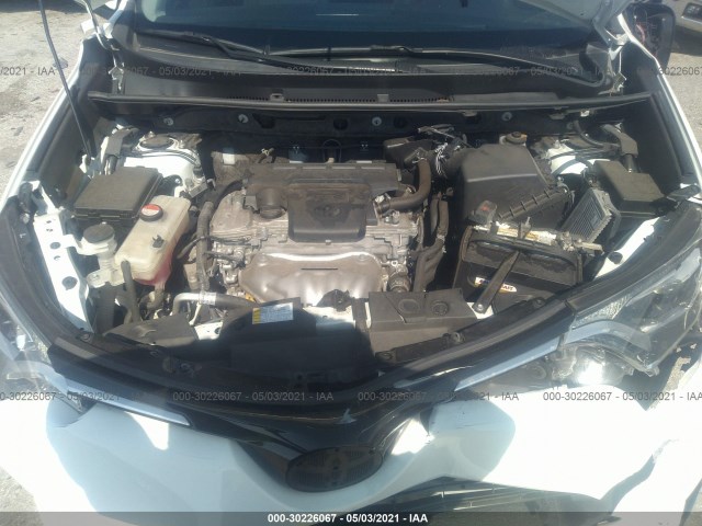 Photo 9 VIN: JTMWFREV3GJ089648 - TOYOTA RAV4 