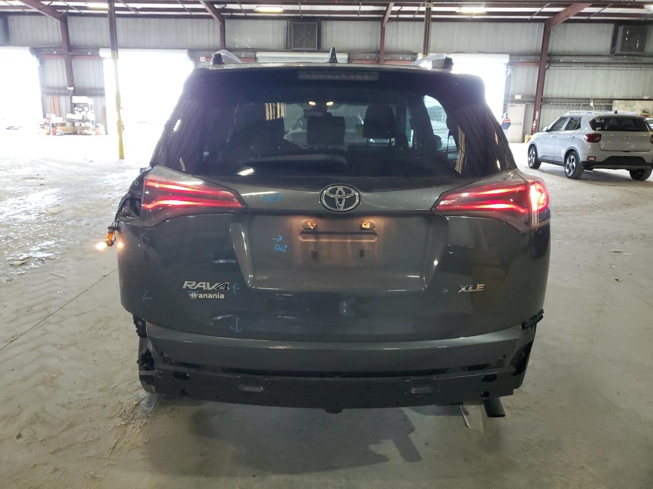 Photo 5 VIN: JTMWFREV3HD098883 - TOYOTA RAV 4 