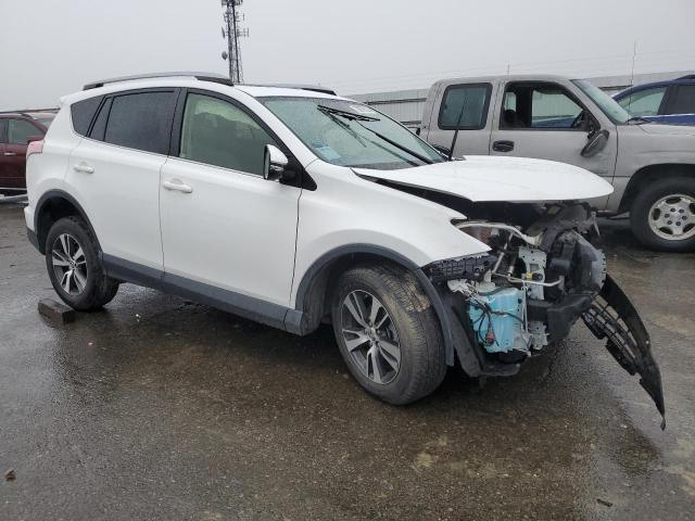 Photo 3 VIN: JTMWFREV3HD102253 - TOYOTA RAV4 XLE 