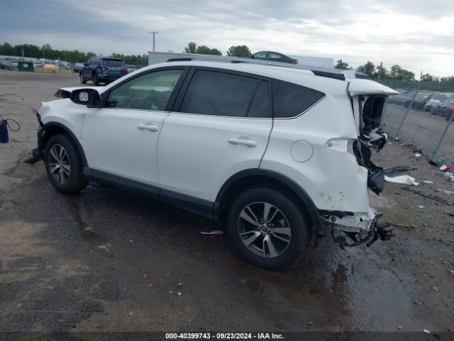 Photo 2 VIN: JTMWFREV3HJ124271 - TOYOTA RAV4 