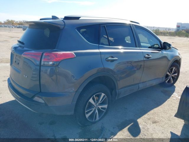 Photo 3 VIN: JTMWFREV3HJ126876 - TOYOTA RAV4 