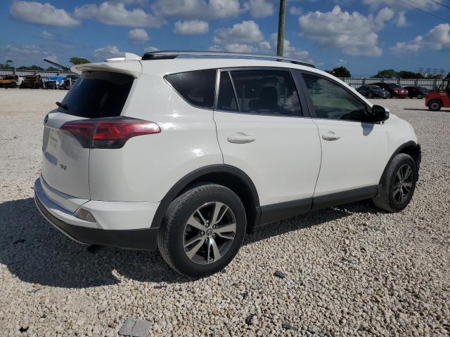 Photo 2 VIN: JTMWFREV3JJ171581 - TOYOTA RAV4 