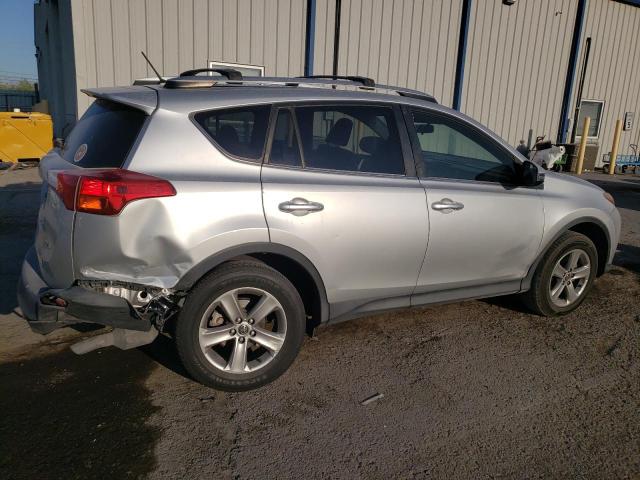 Photo 2 VIN: JTMWFREV4FJ033653 - TOYOTA RAV4 XLE 