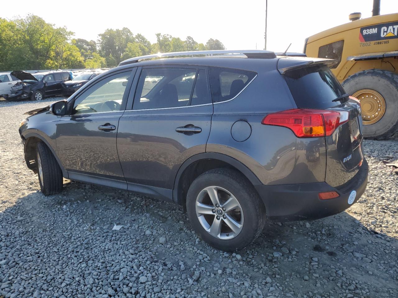 Photo 1 VIN: JTMWFREV4FJ058245 - TOYOTA RAV 4 