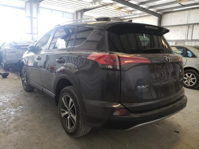 Photo 2 VIN: JTMWFREV4HD096074 - TOYOTA RAV4 XLE 