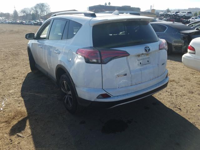 Photo 2 VIN: JTMWFREV4HJ101386 - TOYOTA RAV4 XLE 