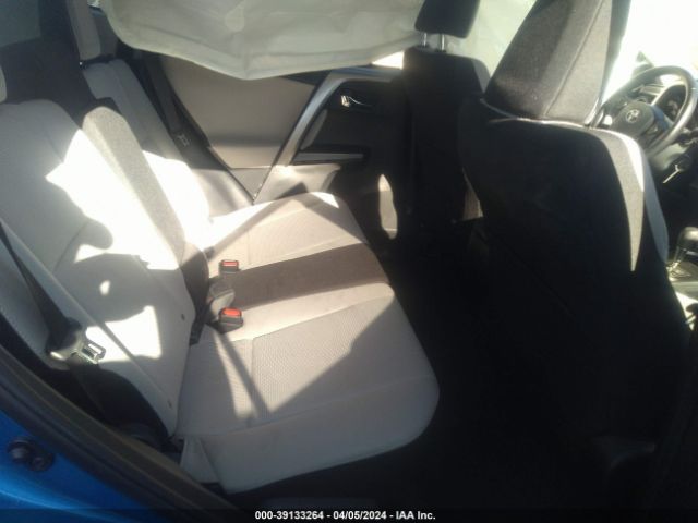 Photo 7 VIN: JTMWFREV4HJ707786 - TOYOTA RAV4 