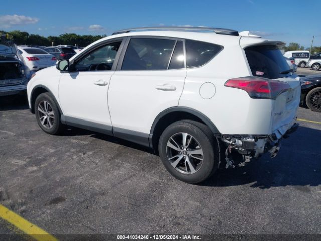 Photo 2 VIN: JTMWFREV4HJ717119 - TOYOTA RAV4 