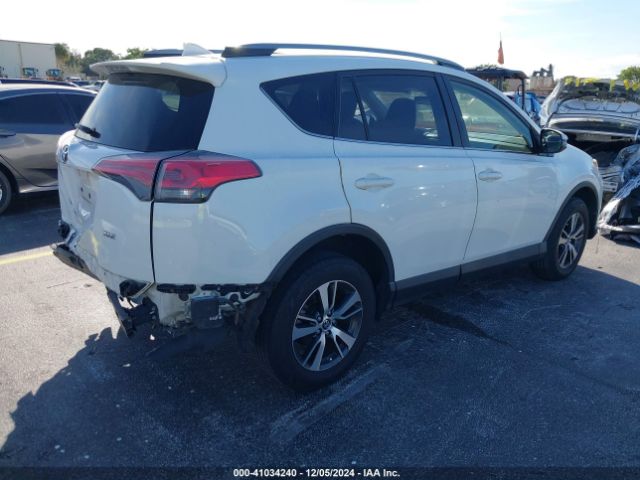 Photo 3 VIN: JTMWFREV4HJ717119 - TOYOTA RAV4 