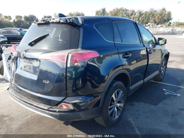 Photo 3 VIN: JTMWFREV4HJ717833 - TOYOTA RAV4 