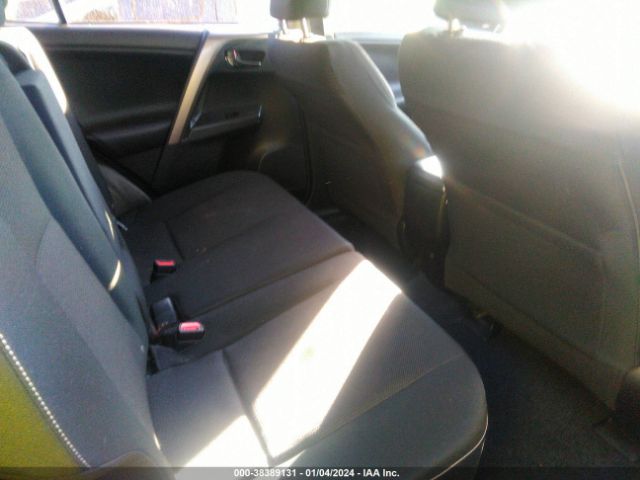 Photo 7 VIN: JTMWFREV4JJ740339 - TOYOTA RAV4 