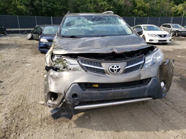 Photo 8 VIN: JTMWFREV5FD060455 - TOYOTA RAV4 XLE 