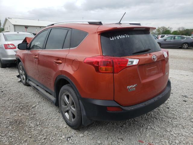 Photo 2 VIN: JTMWFREV5FJ049263 - TOYOTA RAV4 XLE 