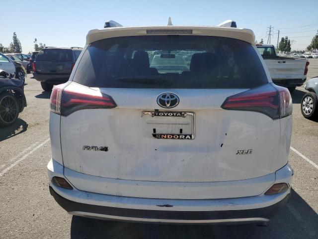 Photo 5 VIN: JTMWFREV5GD082277 - TOYOTA RAV4 XLE 