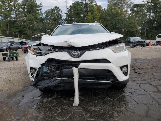 Photo 4 VIN: JTMWFREV5HJ115443 - TOYOTA RAV4 XLE 