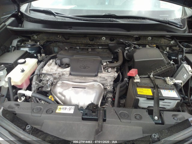 Photo 9 VIN: JTMWFREV5HJ123977 - TOYOTA RAV4 