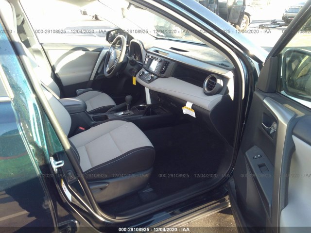 Photo 4 VIN: JTMWFREV5JJ204595 - TOYOTA RAV4 