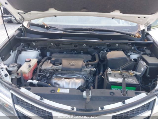 Photo 9 VIN: JTMWFREV6FD070718 - TOYOTA RAV4 