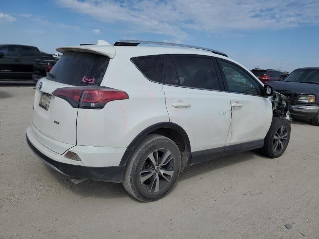 Photo 2 VIN: JTMWFREV6GJ093452 - TOYOTA RAV4 XLE 