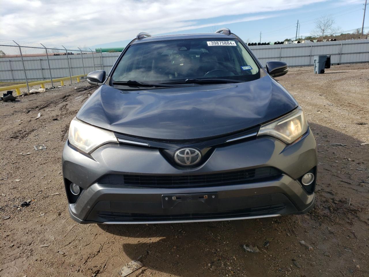 Photo 4 VIN: JTMWFREV6HD095296 - TOYOTA RAV 4 