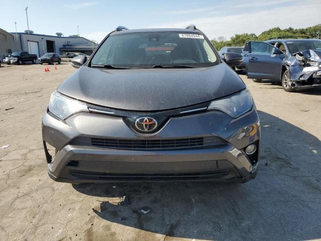 Photo 4 VIN: JTMWFREV6HJ148600 - TOYOTA RAV4 XLE 